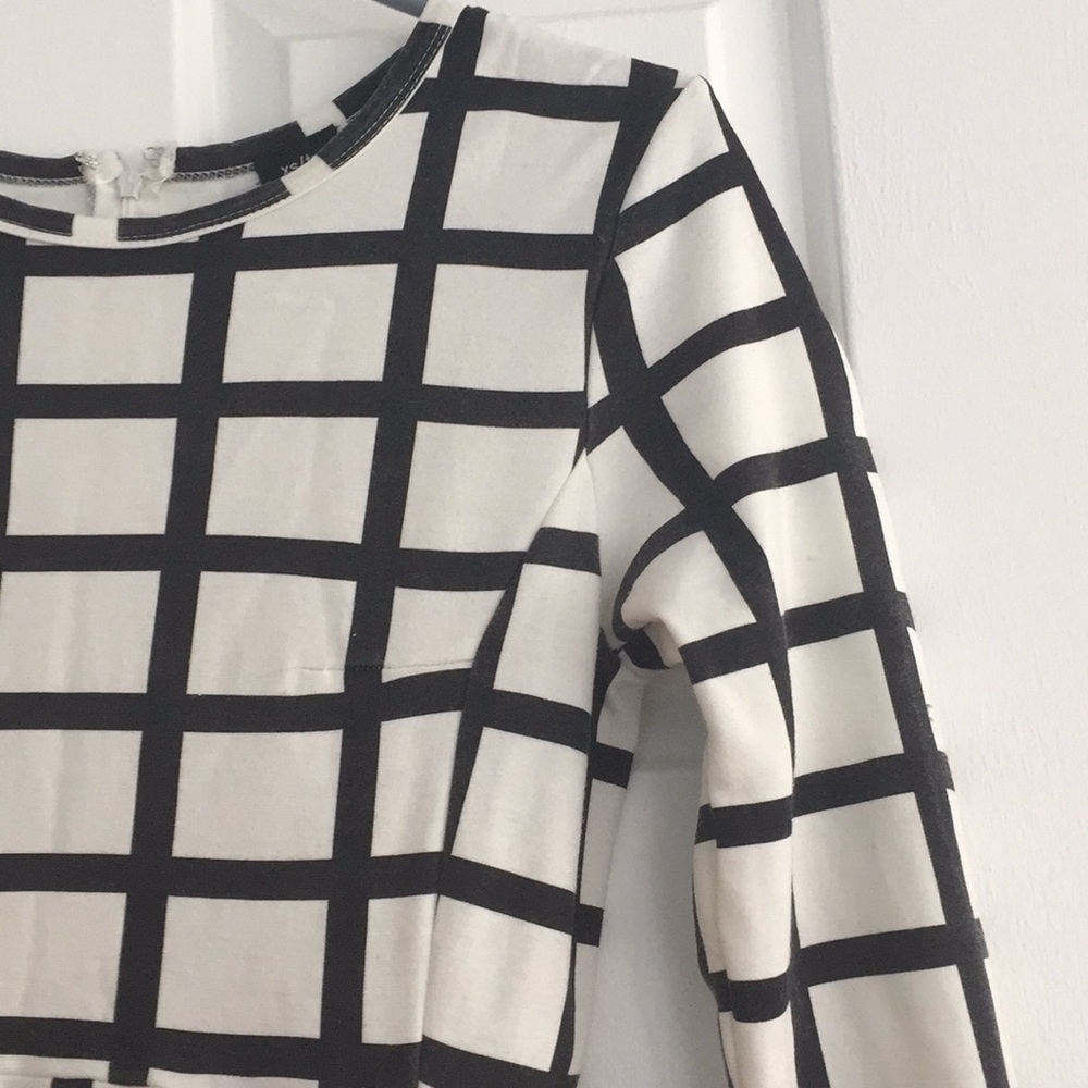 Grid Dress - Picture 2 of 5